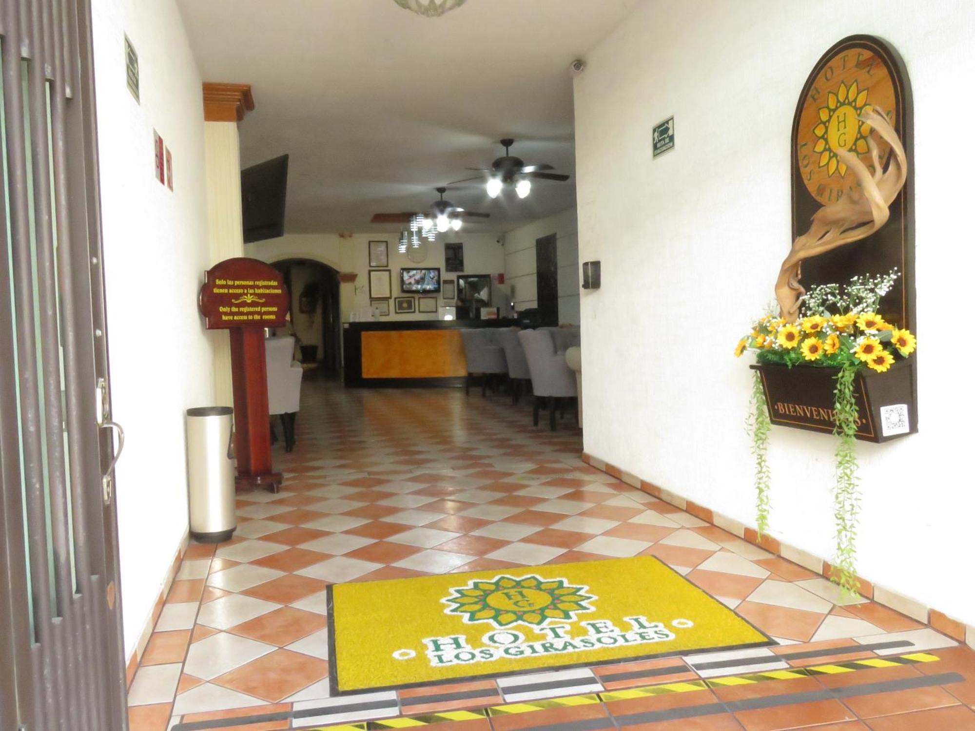 Hotel Los Girasoles Tepic Exterior photo