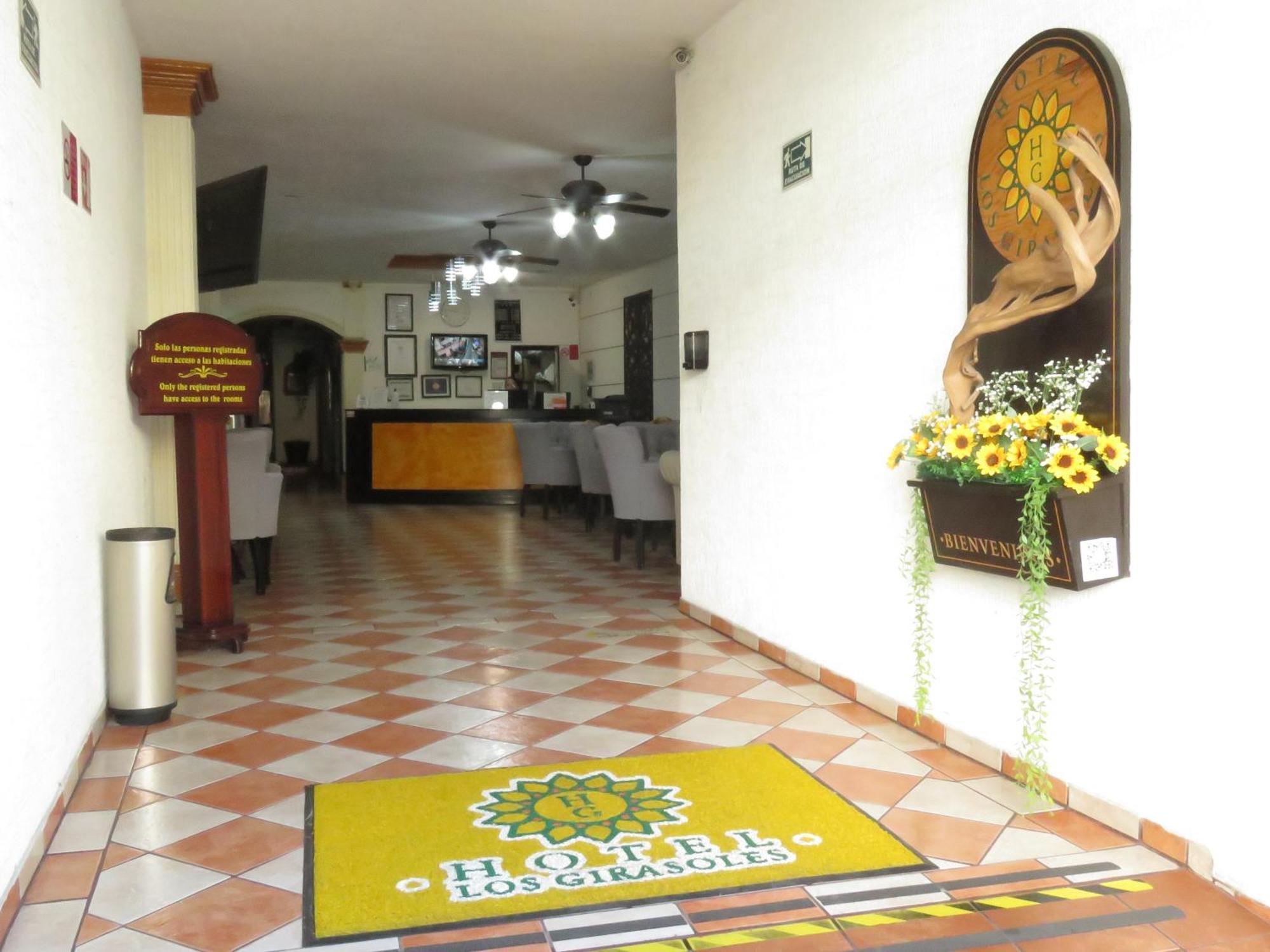 Hotel Los Girasoles Tepic Exterior photo